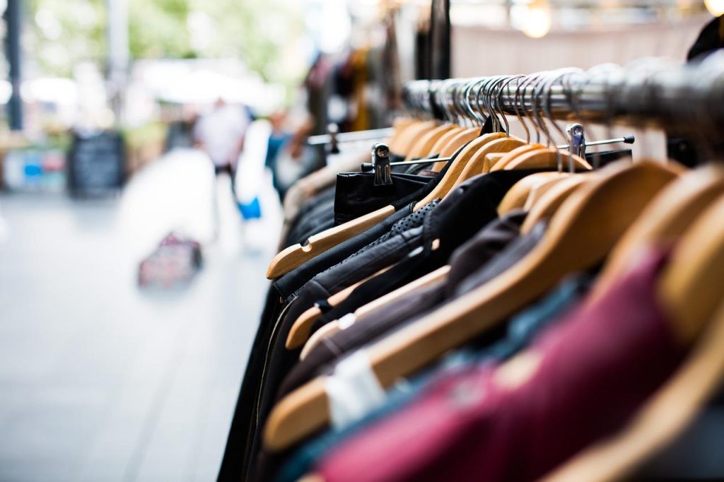 Outlet online mode collectie met dameskleding in grote maten tegen gereduceerde prijzen